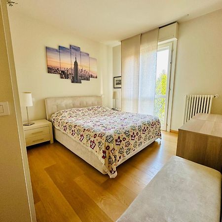 Home Sweet Home Desenzano del Garda Ngoại thất bức ảnh